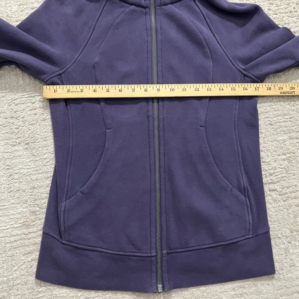 Lululemon Scuba Mid Weight Hoodie - Picture 4 of 7